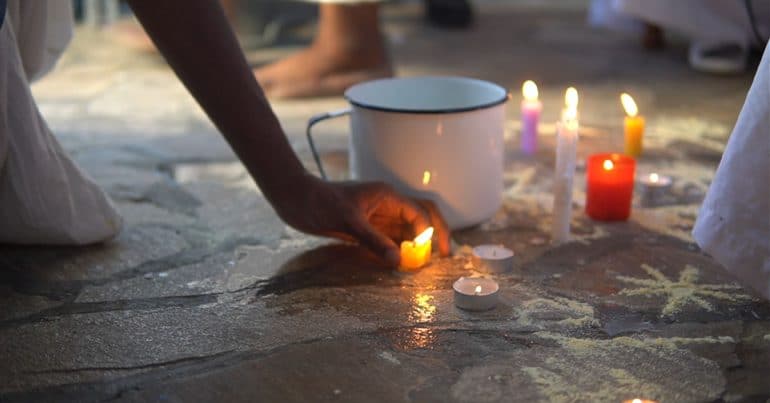 Haitian Vodoo Dahome - 🌟Signification pour la couleur des bougies🌟 🌟🤍La  bougie blanche : elle apporte la pureté, la sincérité et la vérité. “On  utilise cette couleur principalement pour une recherche de
